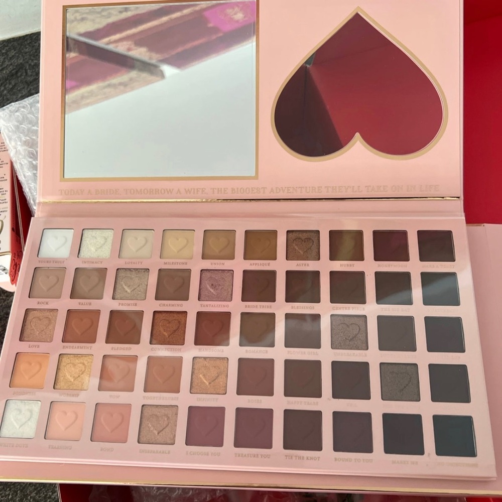 Plouise wedding wish Xl bridal eyeshadow palette p louise
